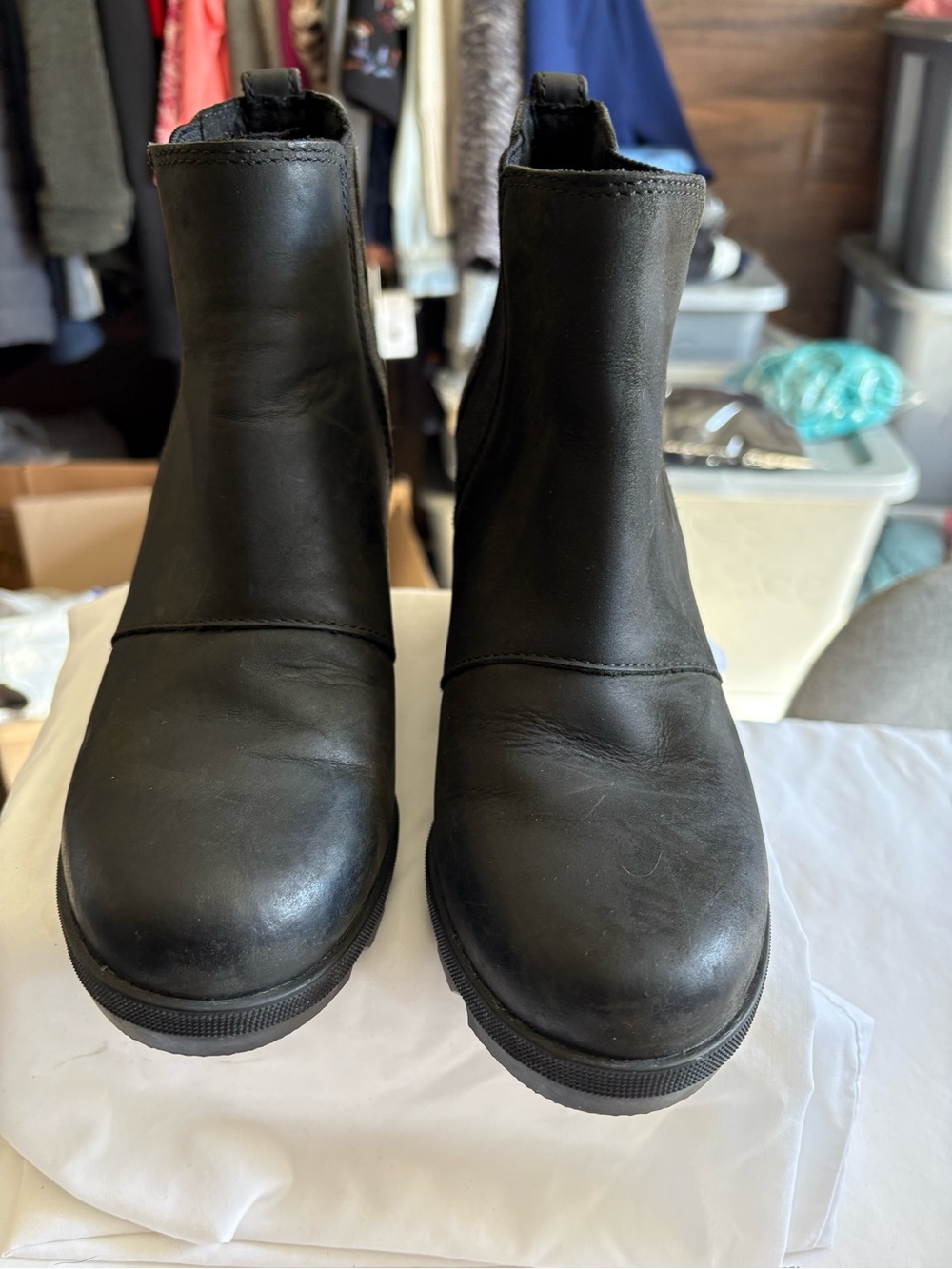 Sorel Black Leather Chelsea Ankle Booties